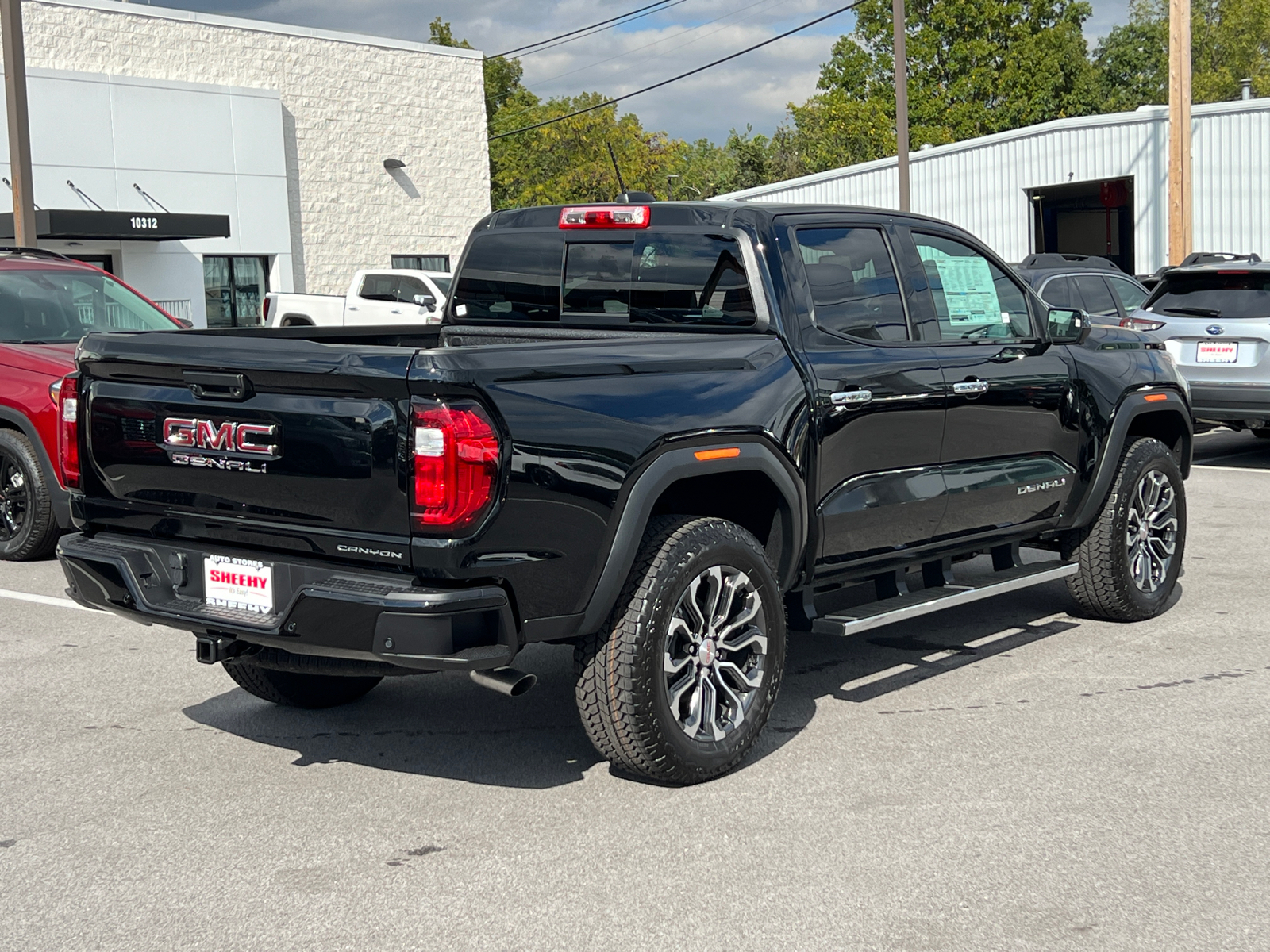 2024 GMC Canyon Denali 3