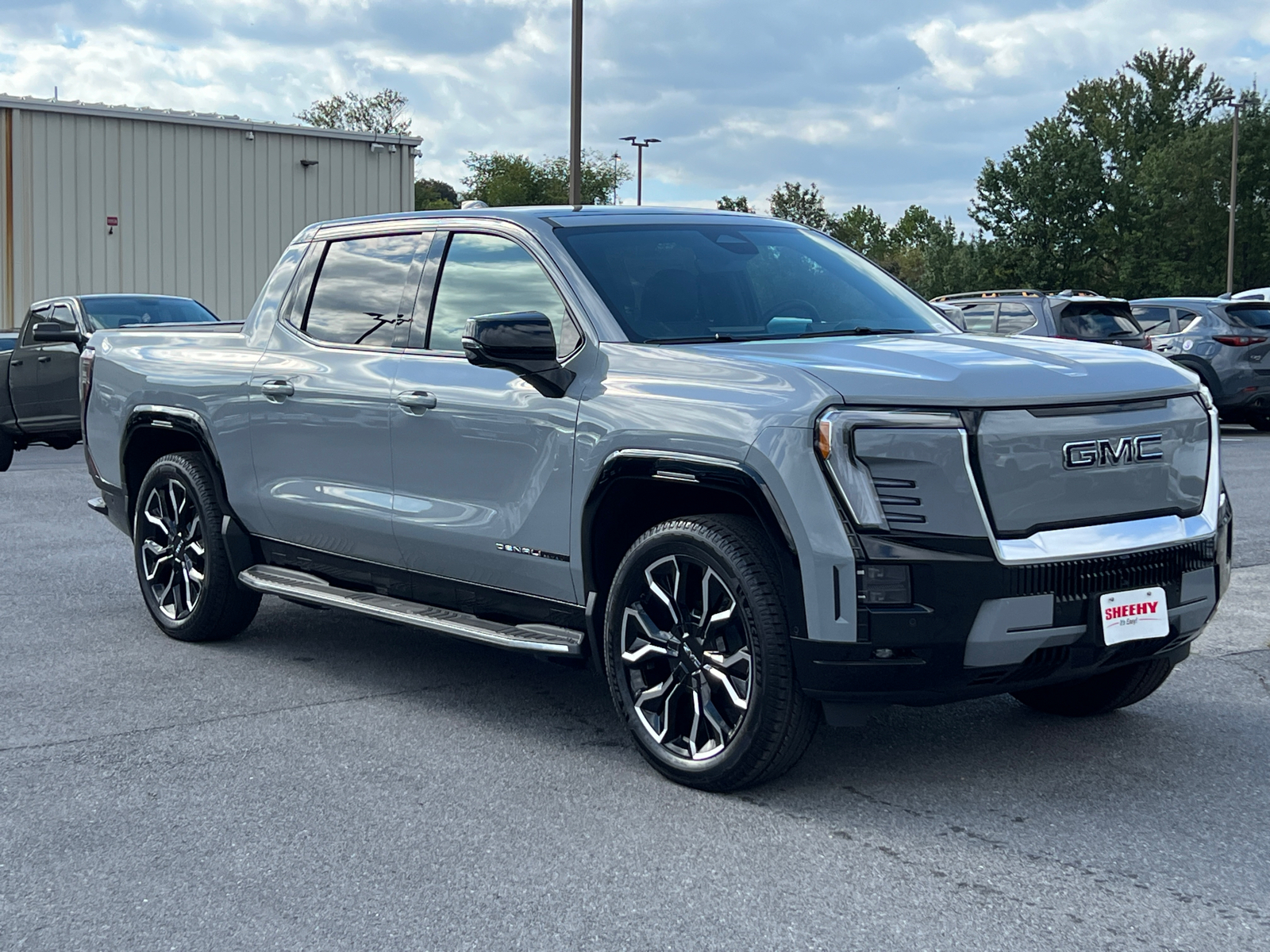 2024 GMC Sierra EV Denali Edition 1 1