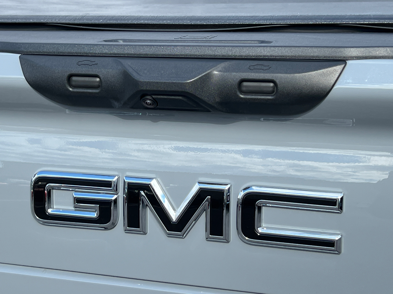 2024 GMC Sierra EV Denali Edition 1 11