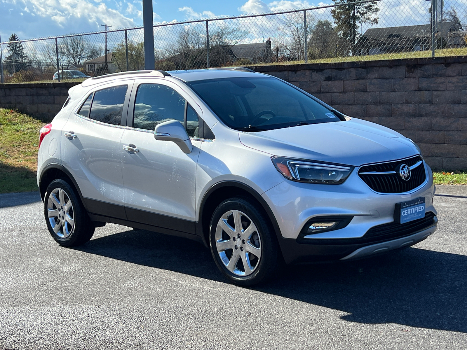 2019 Buick Encore Essence 1