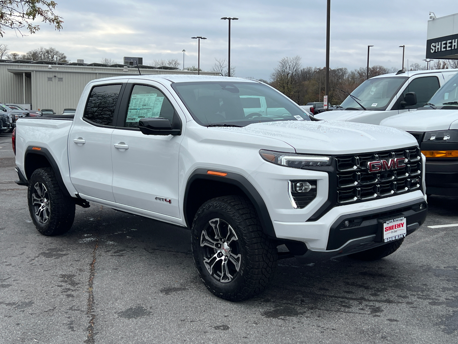 2024 GMC Canyon AT4 1