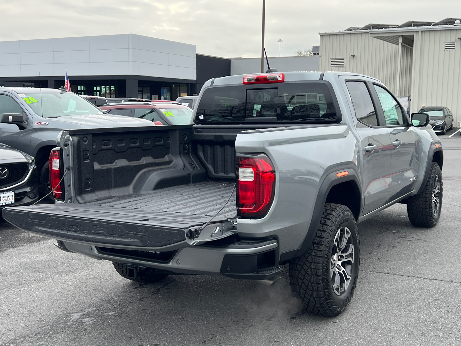 2024 GMC Canyon AT4 9