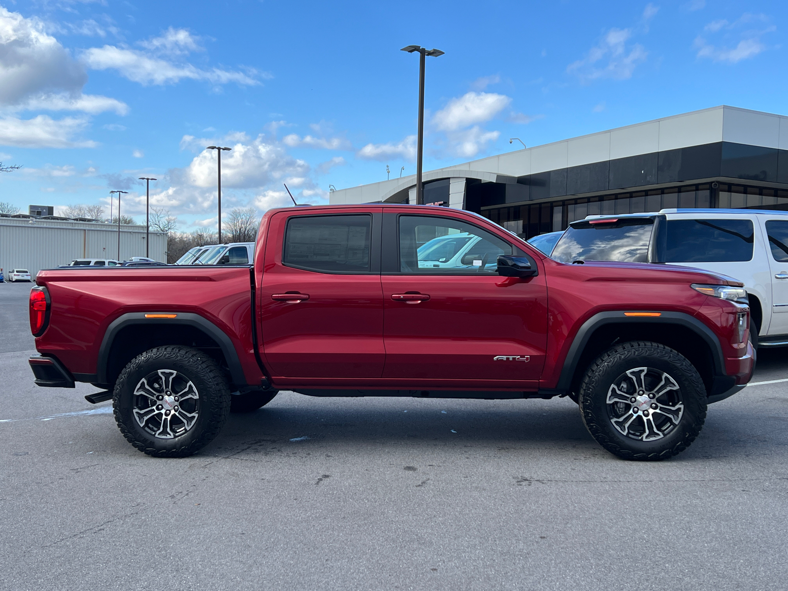 2024 GMC Canyon AT4 2