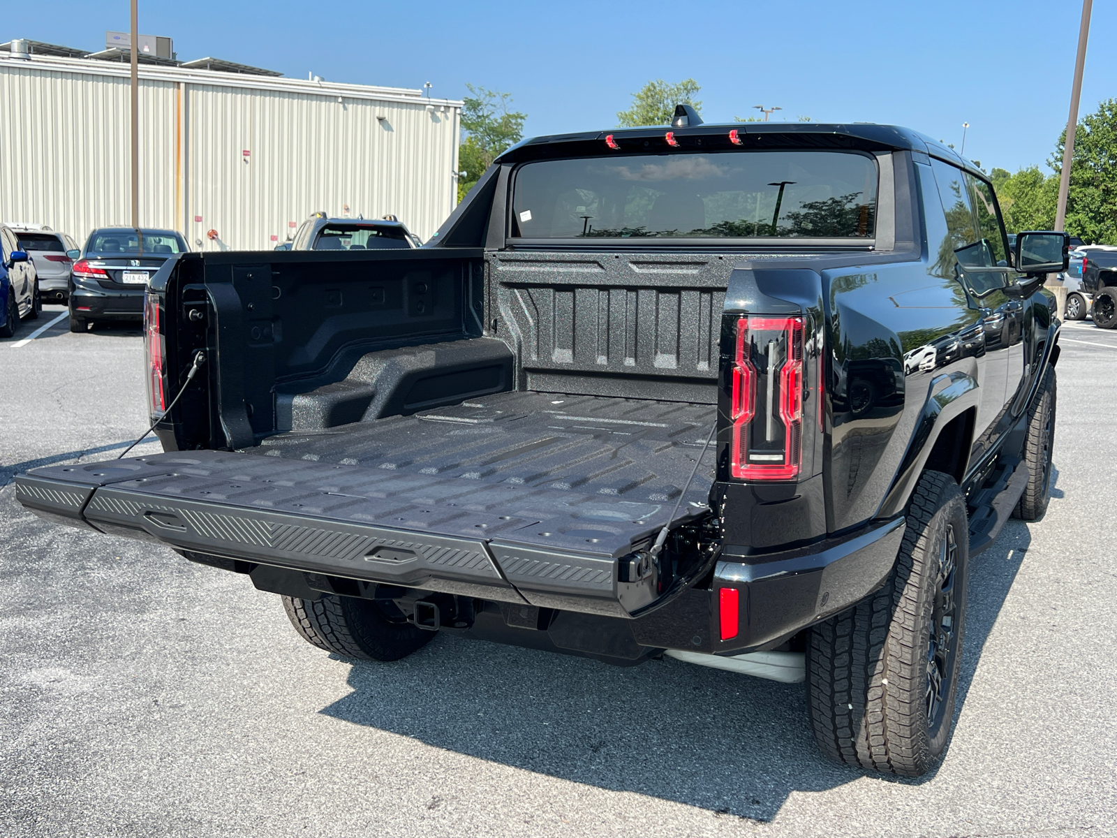 2025 GMC Hummer EV Pickup 2X 13