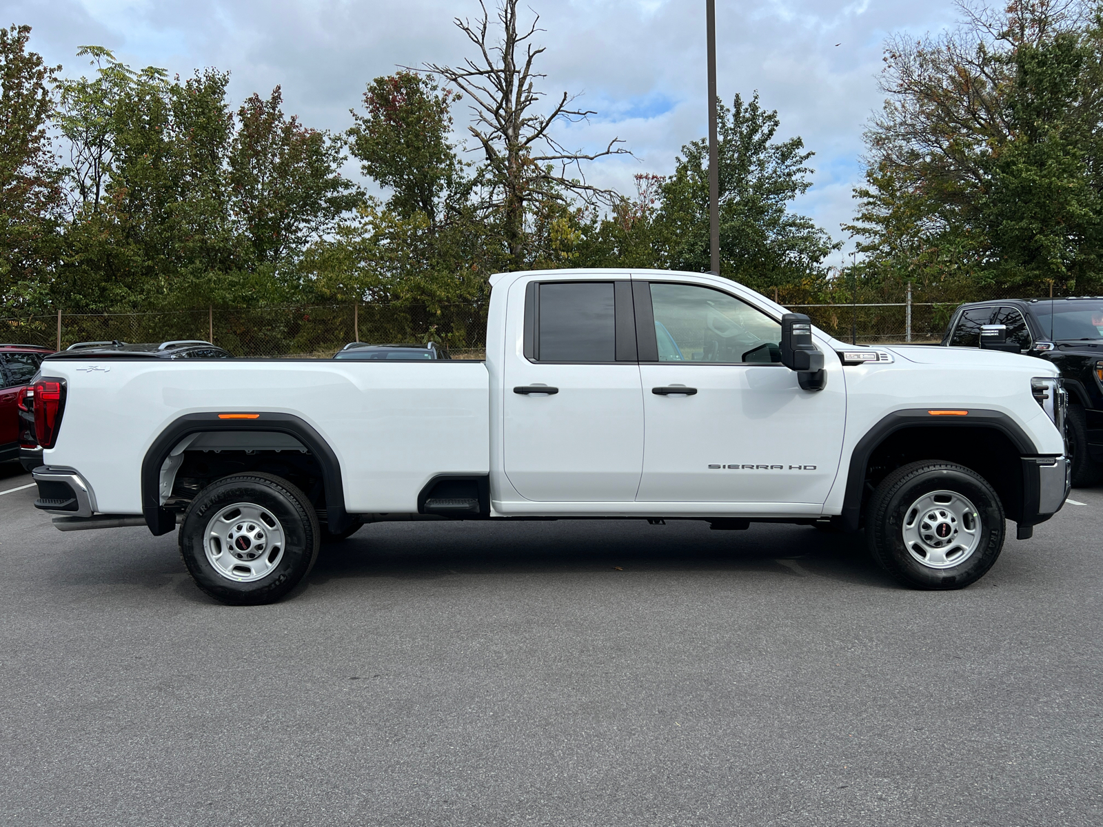 2025 GMC Sierra 2500HD Pro 4