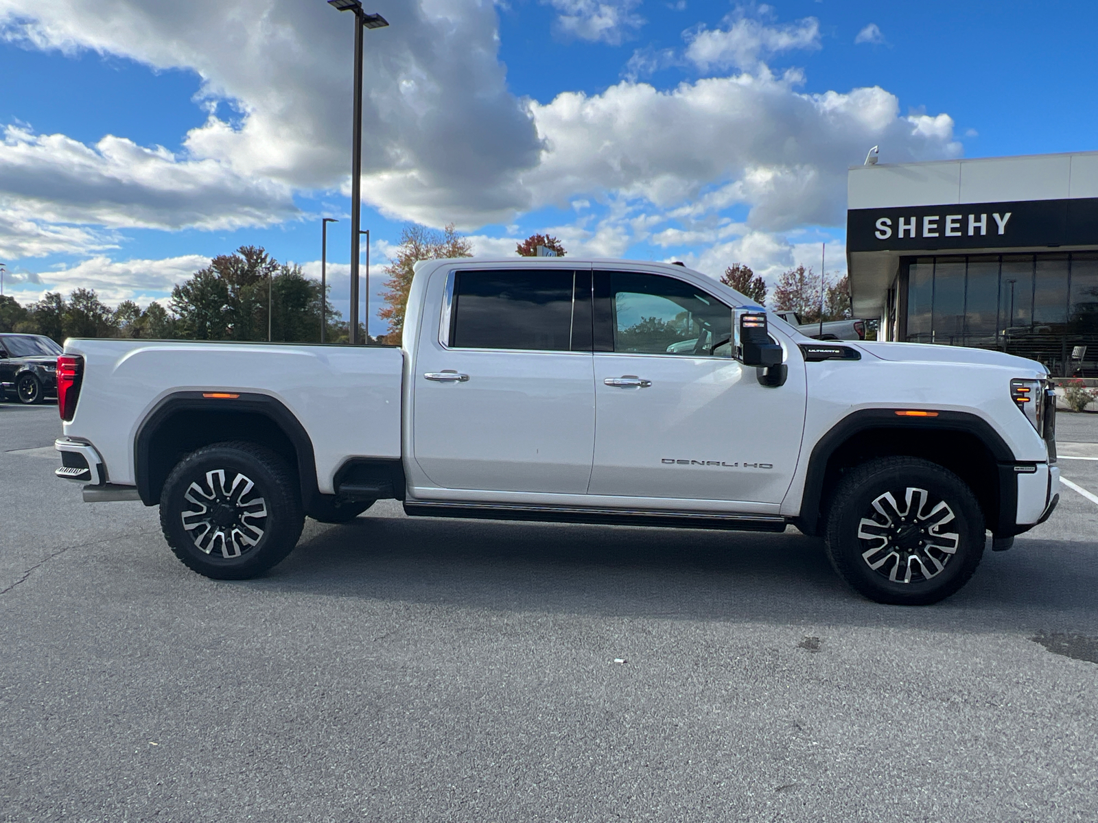 2025 GMC Sierra 2500HD Denali Ultimate 2