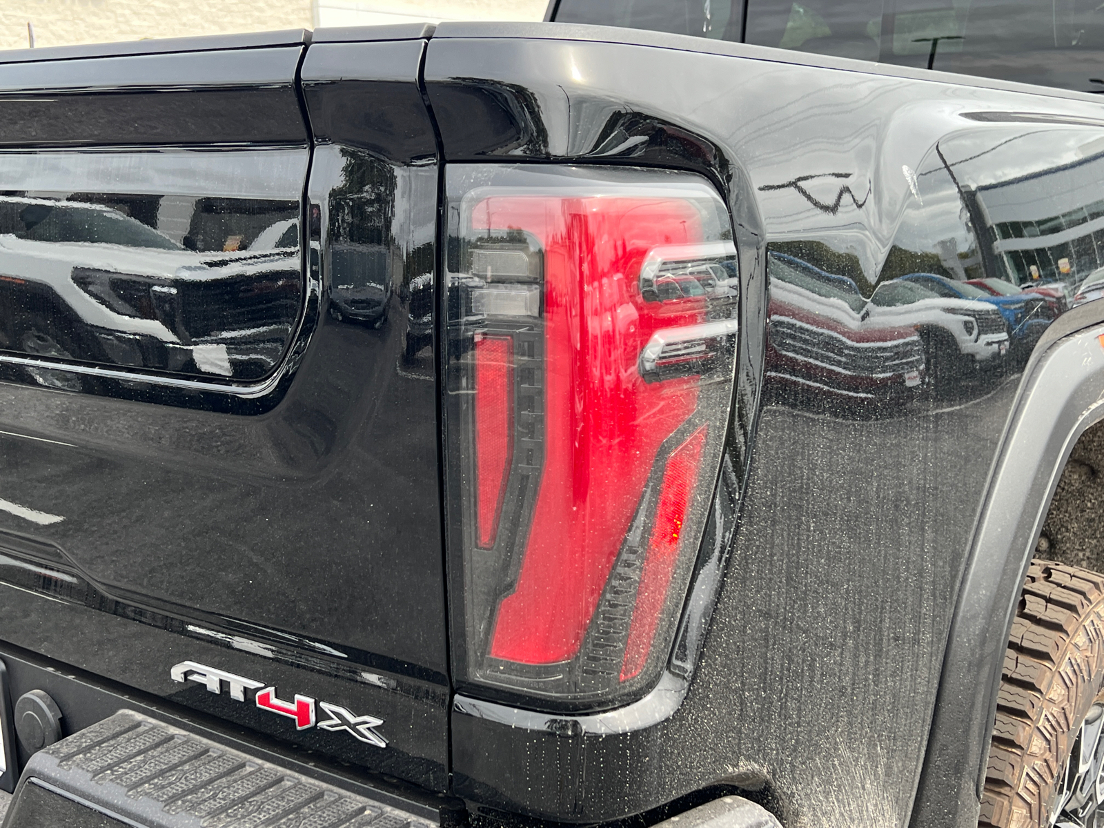 2025 GMC Sierra 2500HD AT4X 6