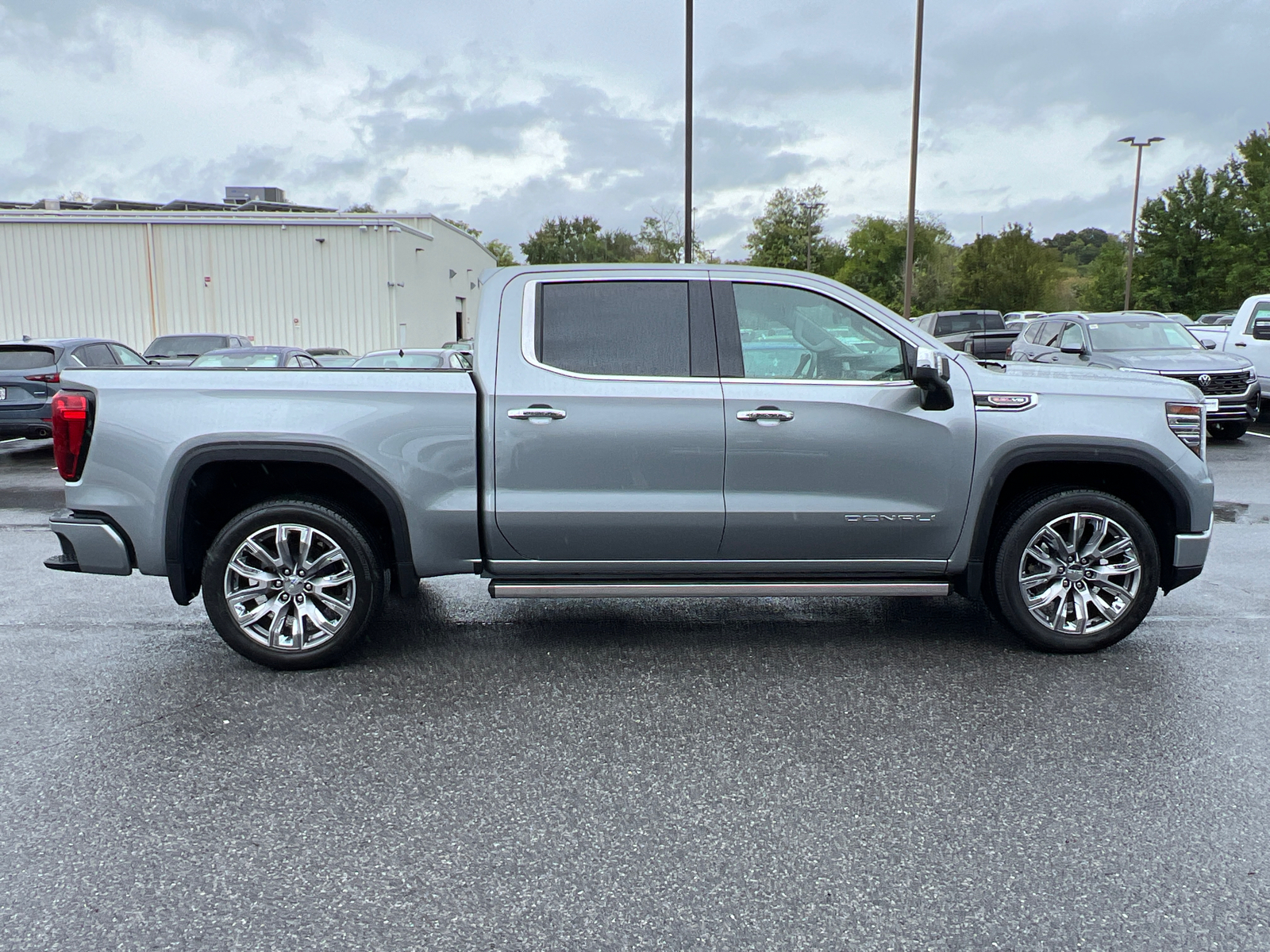 2025 GMC Sierra 1500 Denali 2