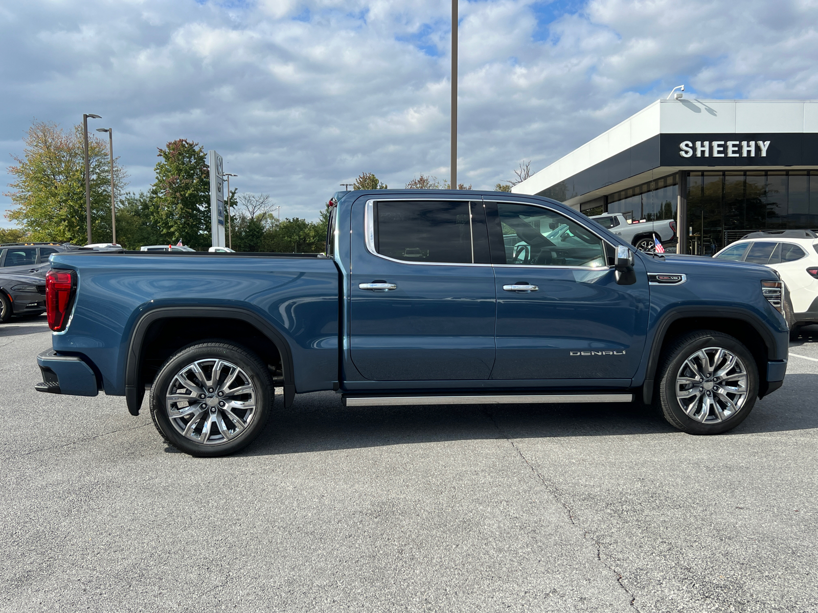 2025 GMC Sierra 1500 Denali 2