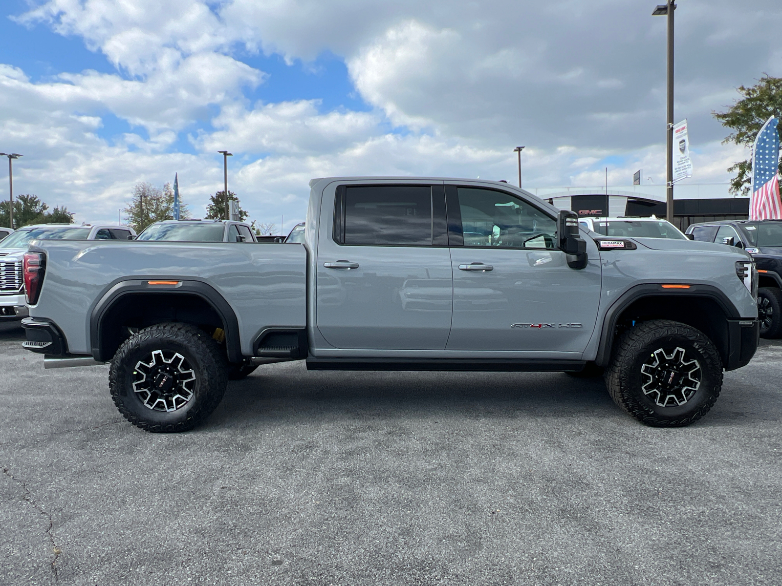 2025 GMC Sierra 2500HD AT4X 2