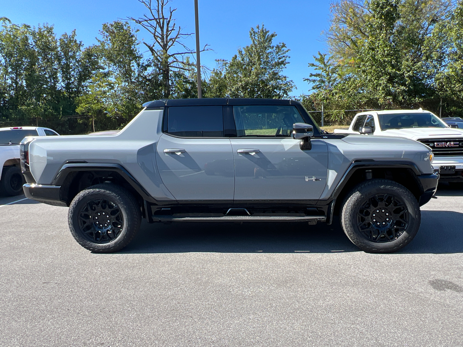 2025 GMC Hummer EV Pickup 2X 4