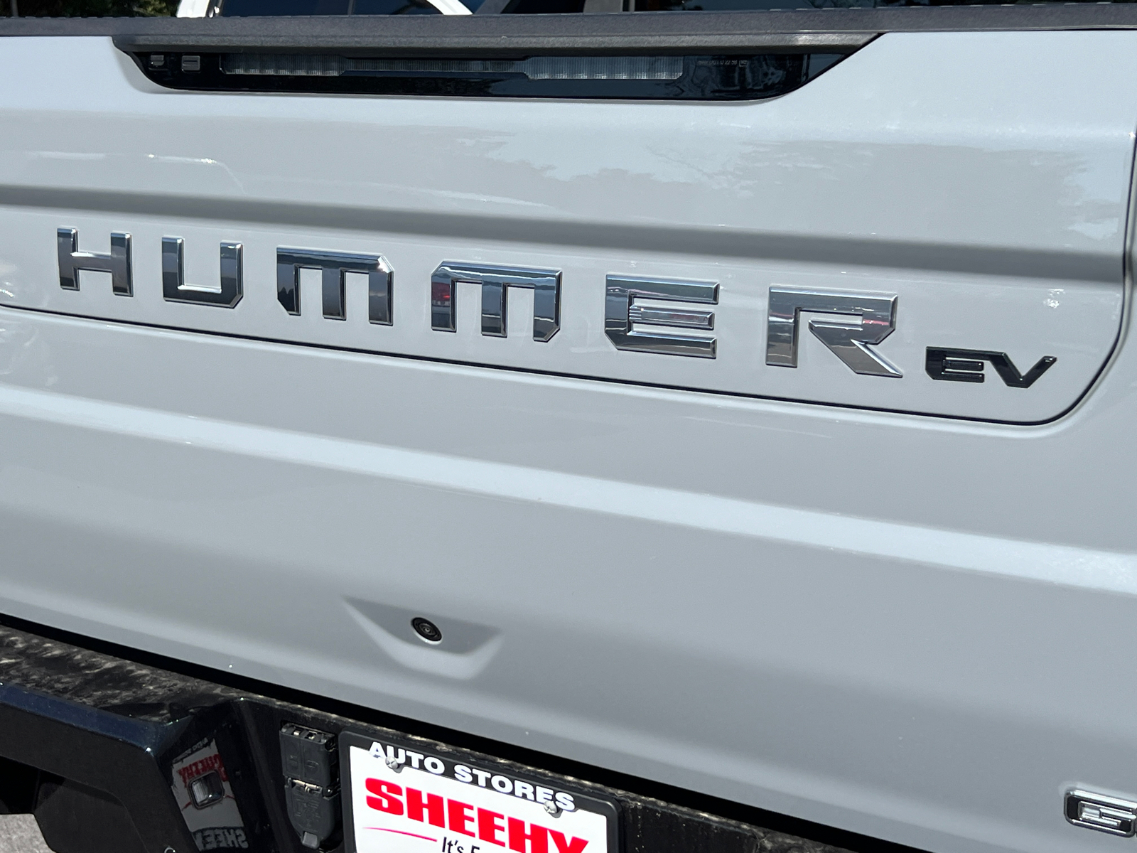 2025 GMC Hummer EV Pickup 2X 13