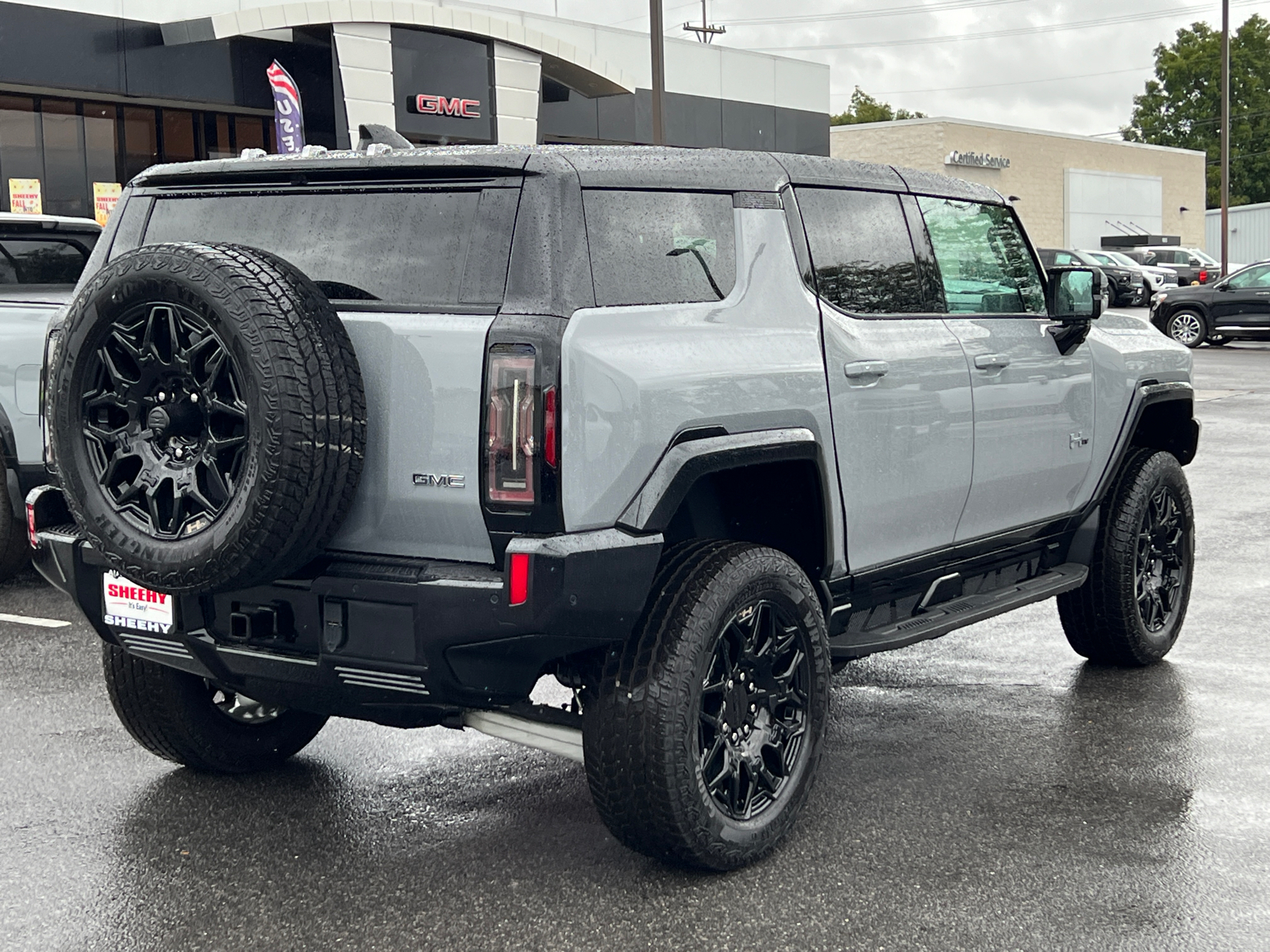 2025 GMC Hummer EV SUV 2X 3