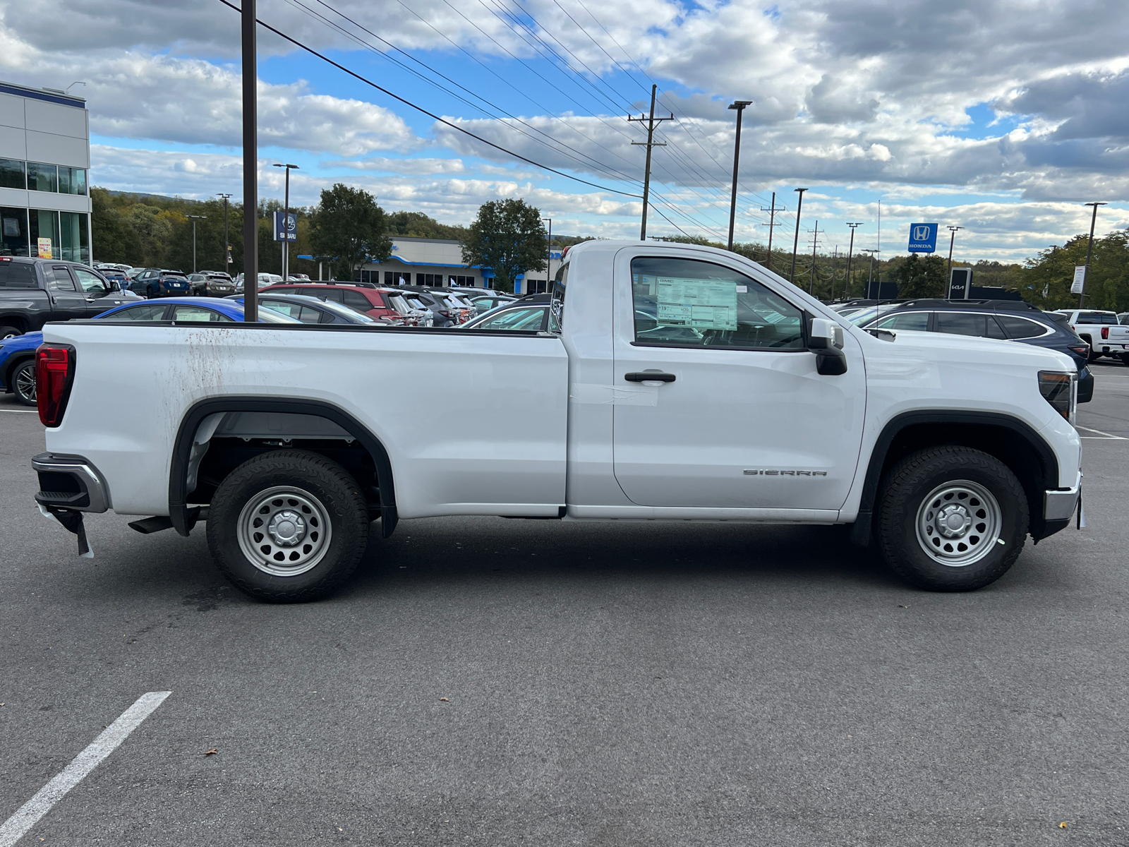 2025 GMC Sierra 1500 Pro 2