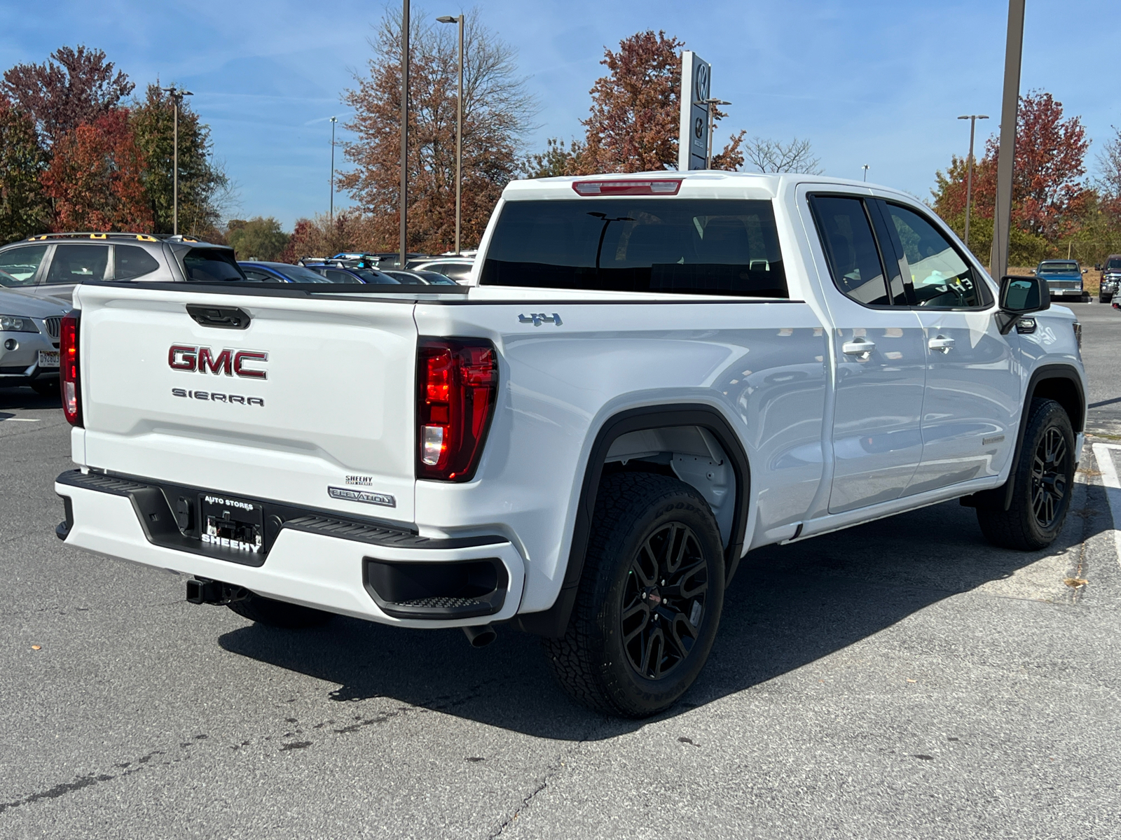 2025 GMC Sierra 1500 Elevation 3