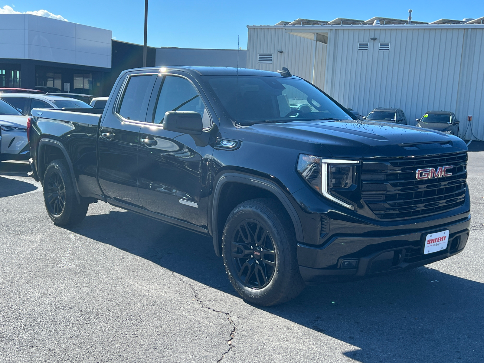 2025 GMC Sierra 1500 Elevation 1