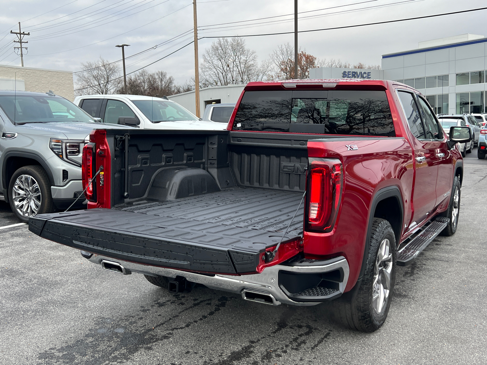 2025 GMC Sierra 1500 SLT 9