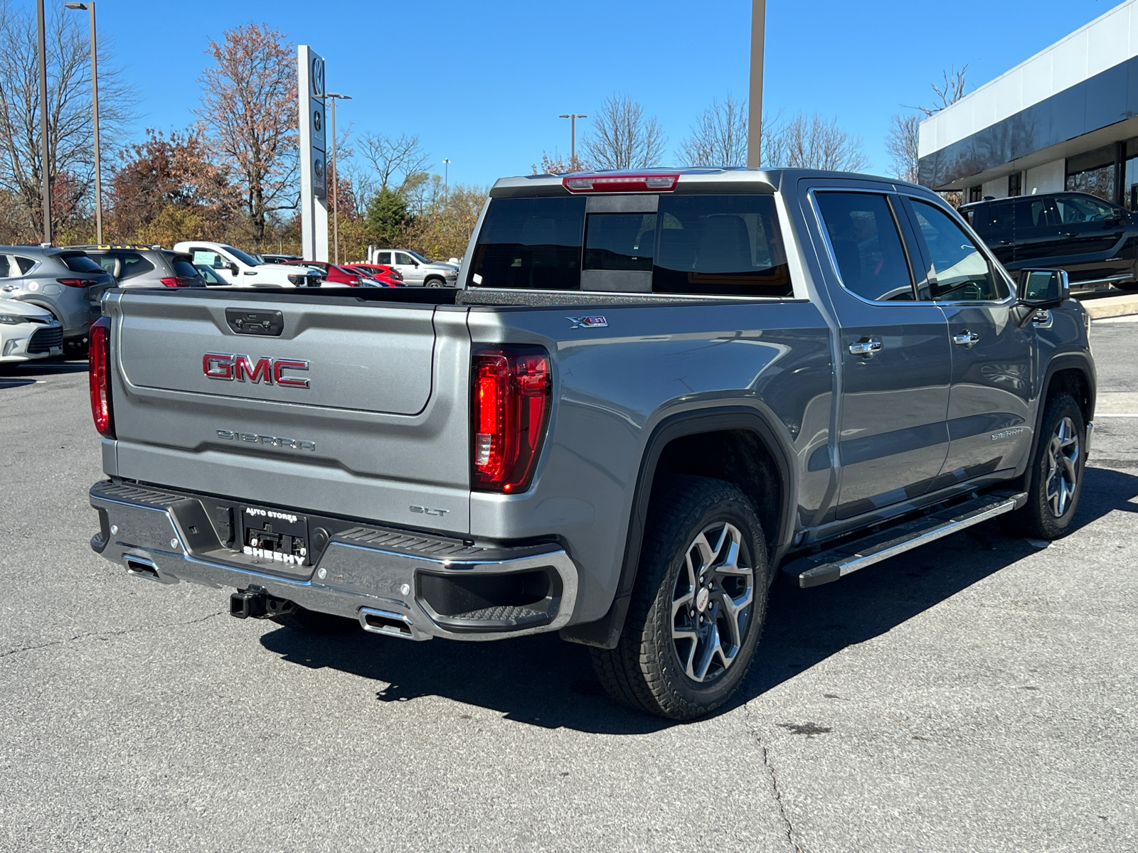 2025 GMC Sierra 1500 SLT 3