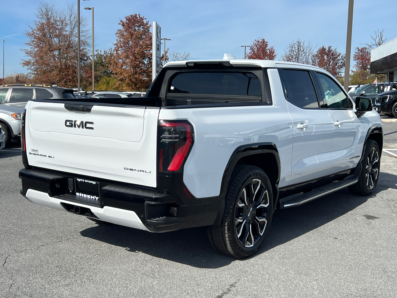 2025 GMC Sierra EV Denali 3