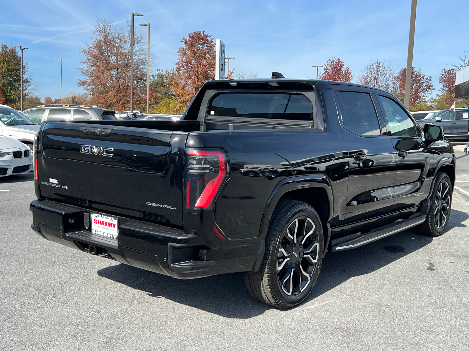 2025 GMC Sierra EV Denali 3