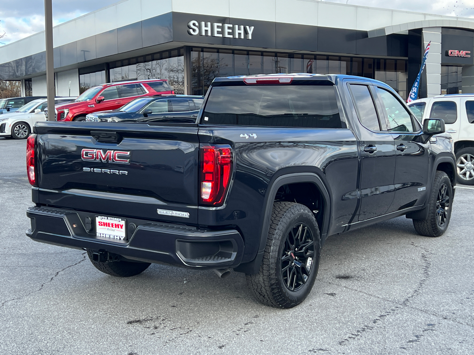 2025 GMC Sierra 1500 Elevation 3