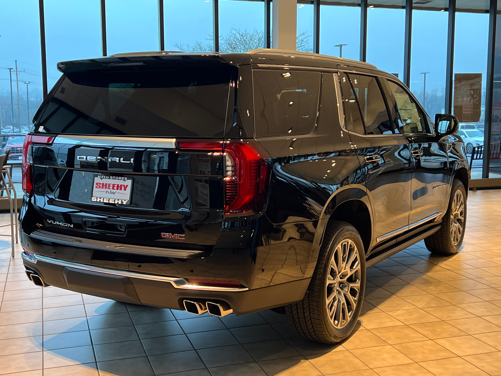 2025 GMC Yukon Denali 3