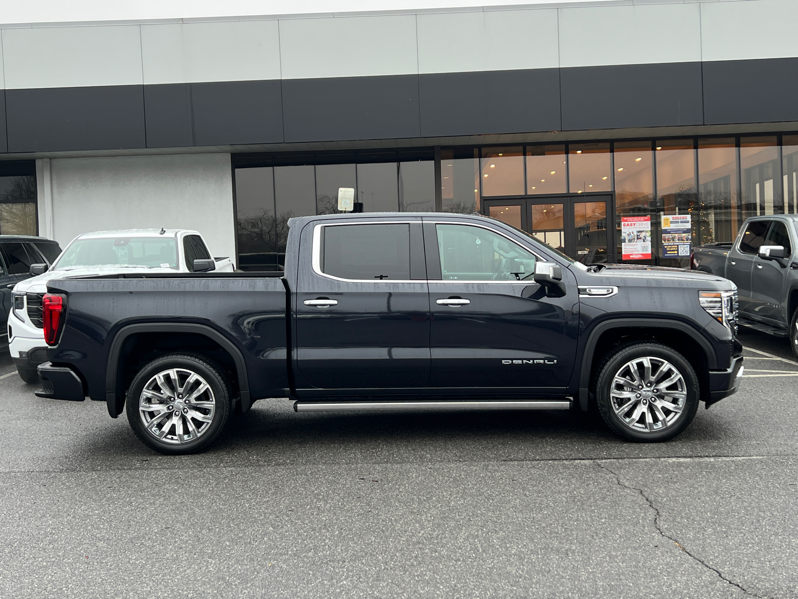 2025 GMC Sierra 1500 Denali 2