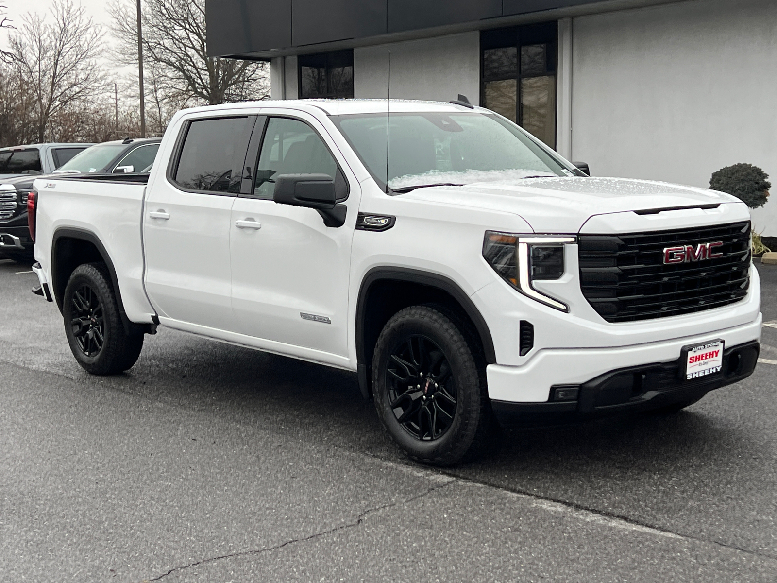 2025 GMC Sierra 1500 Elevation 1