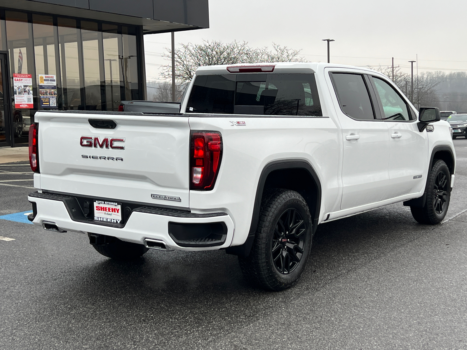 2025 GMC Sierra 1500 Elevation 3