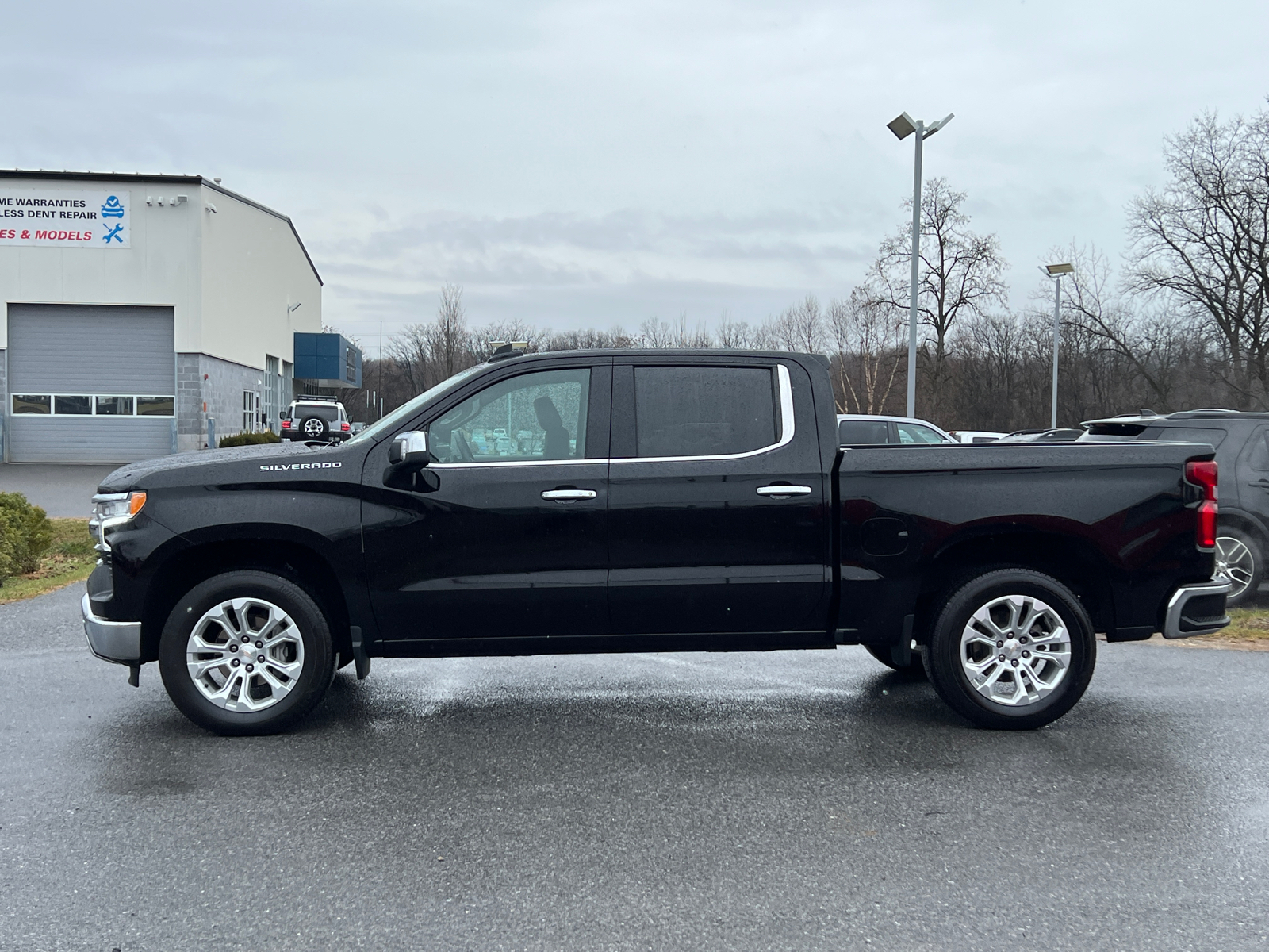 2023 Chevrolet Silverado 1500 LTZ 3