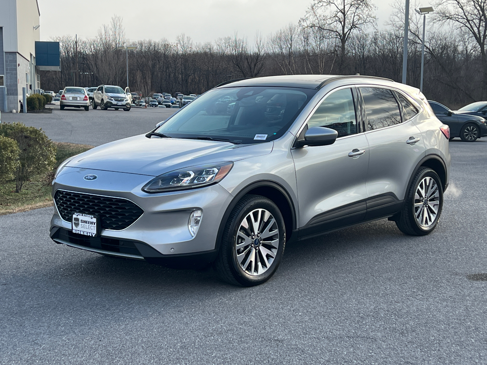 2022 Ford Escape Titanium 2