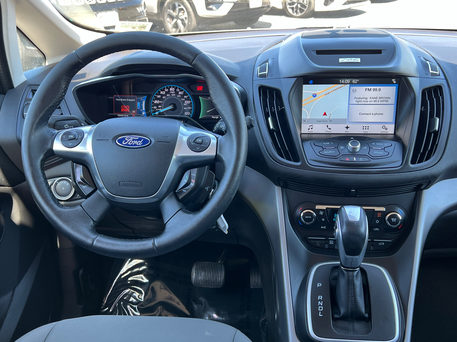 2016 Ford C-Max Hybrid SE 17