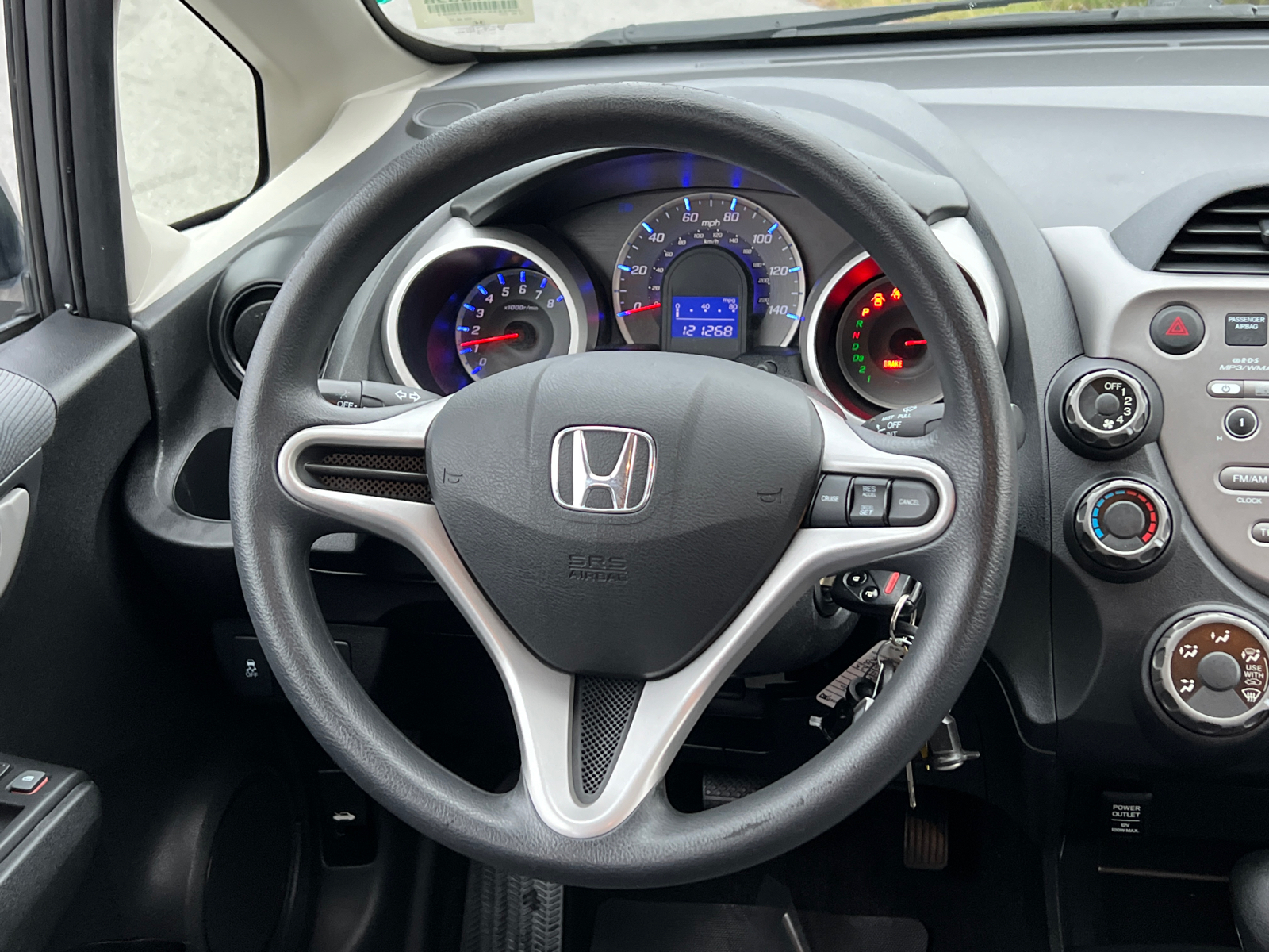 2013 Honda Fit Base 17