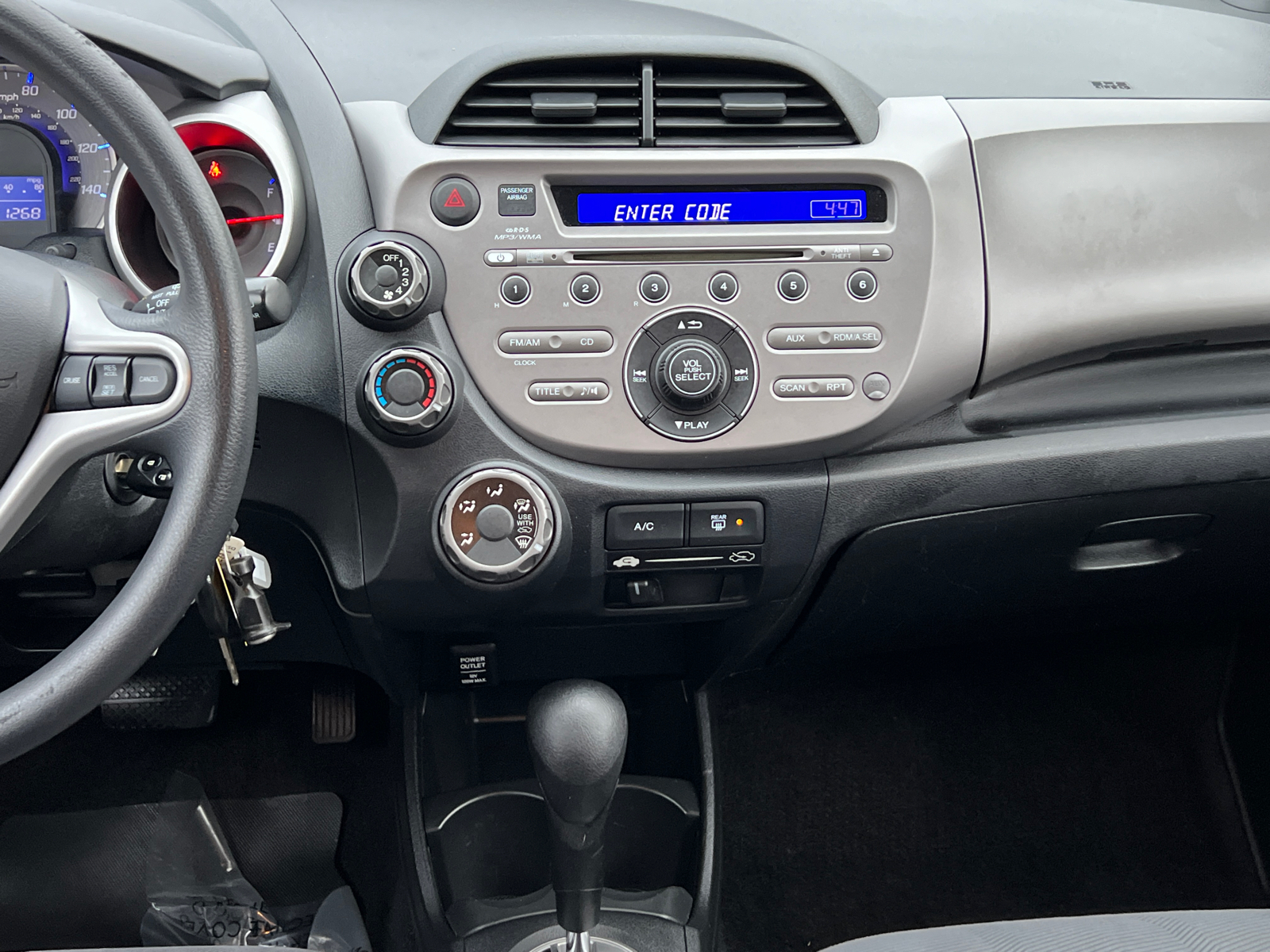 2013 Honda Fit Base 18