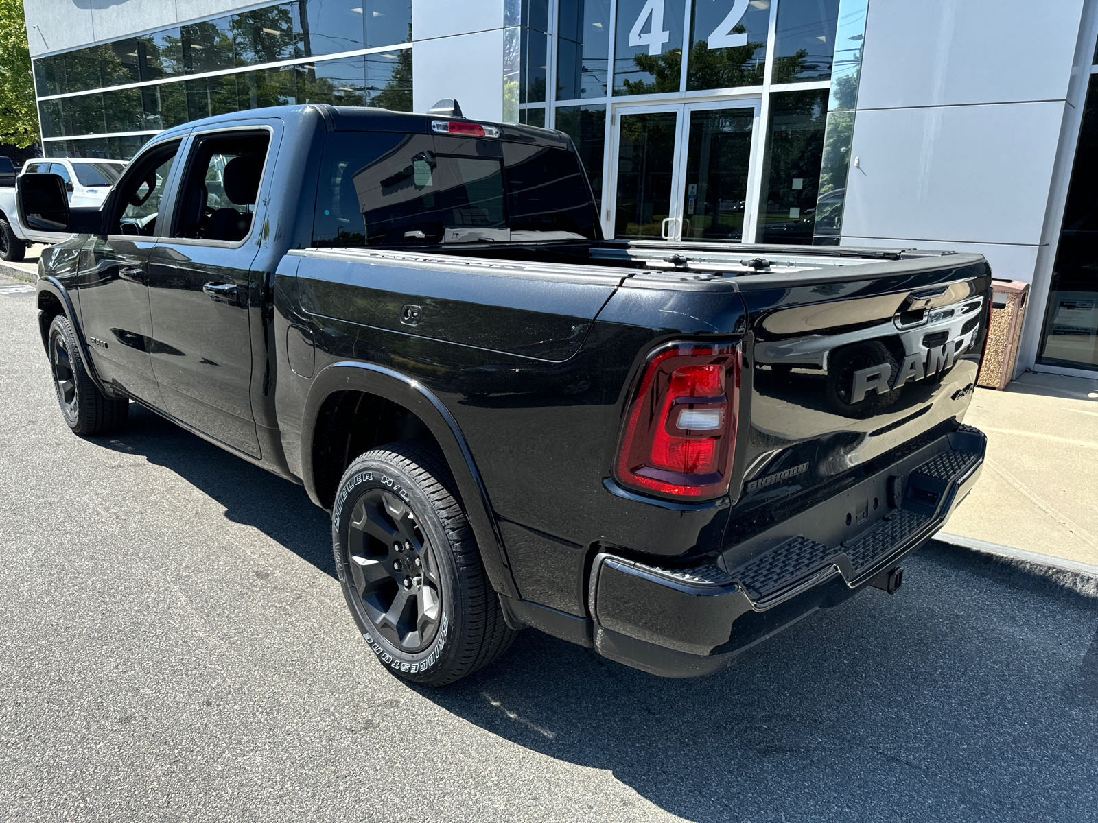 2025 Ram 1500 Big Horn 4x4 Crew Cab 57 Box 4