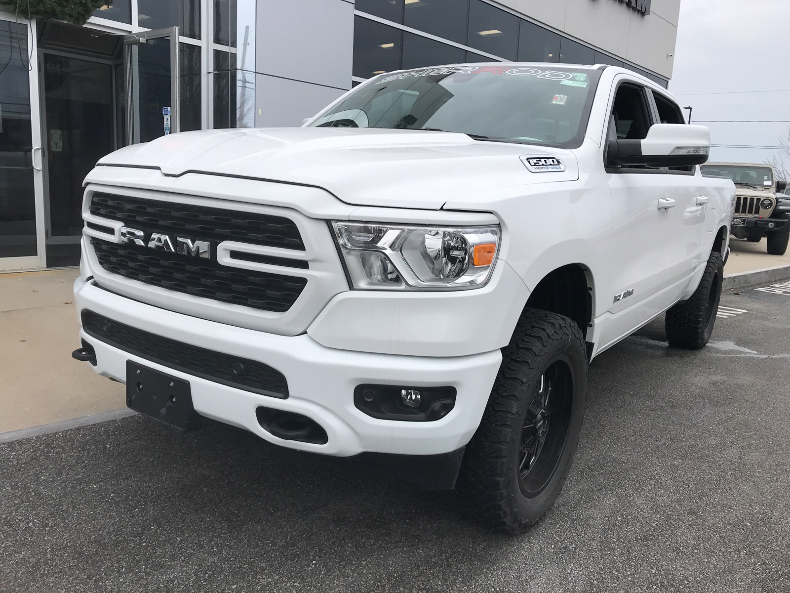 2022 Ram 1500 Big Horn 4x4 Crew Cab 57 Box 1