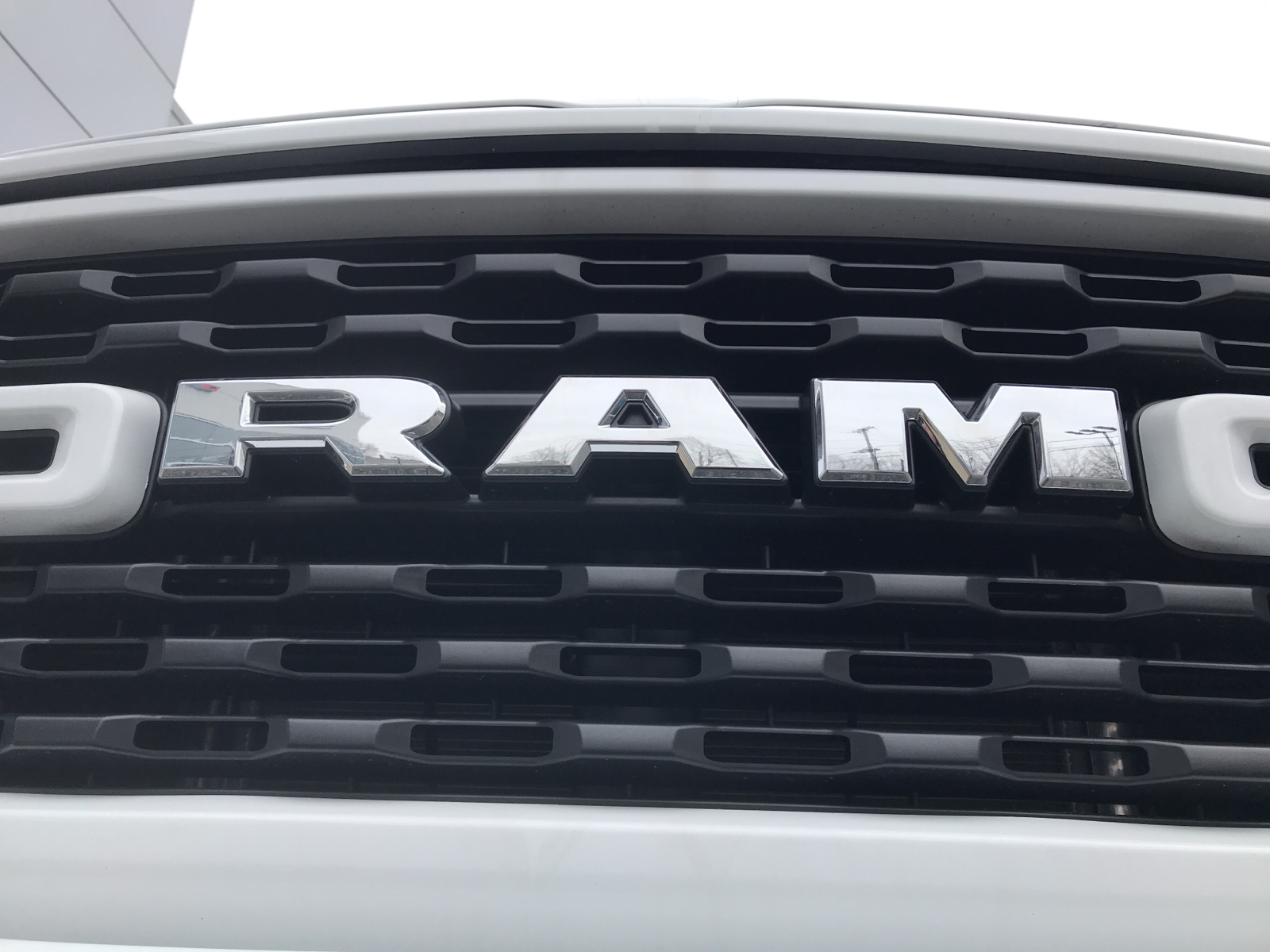 2022 Ram 1500 Big Horn 4x4 Crew Cab 57 Box 51