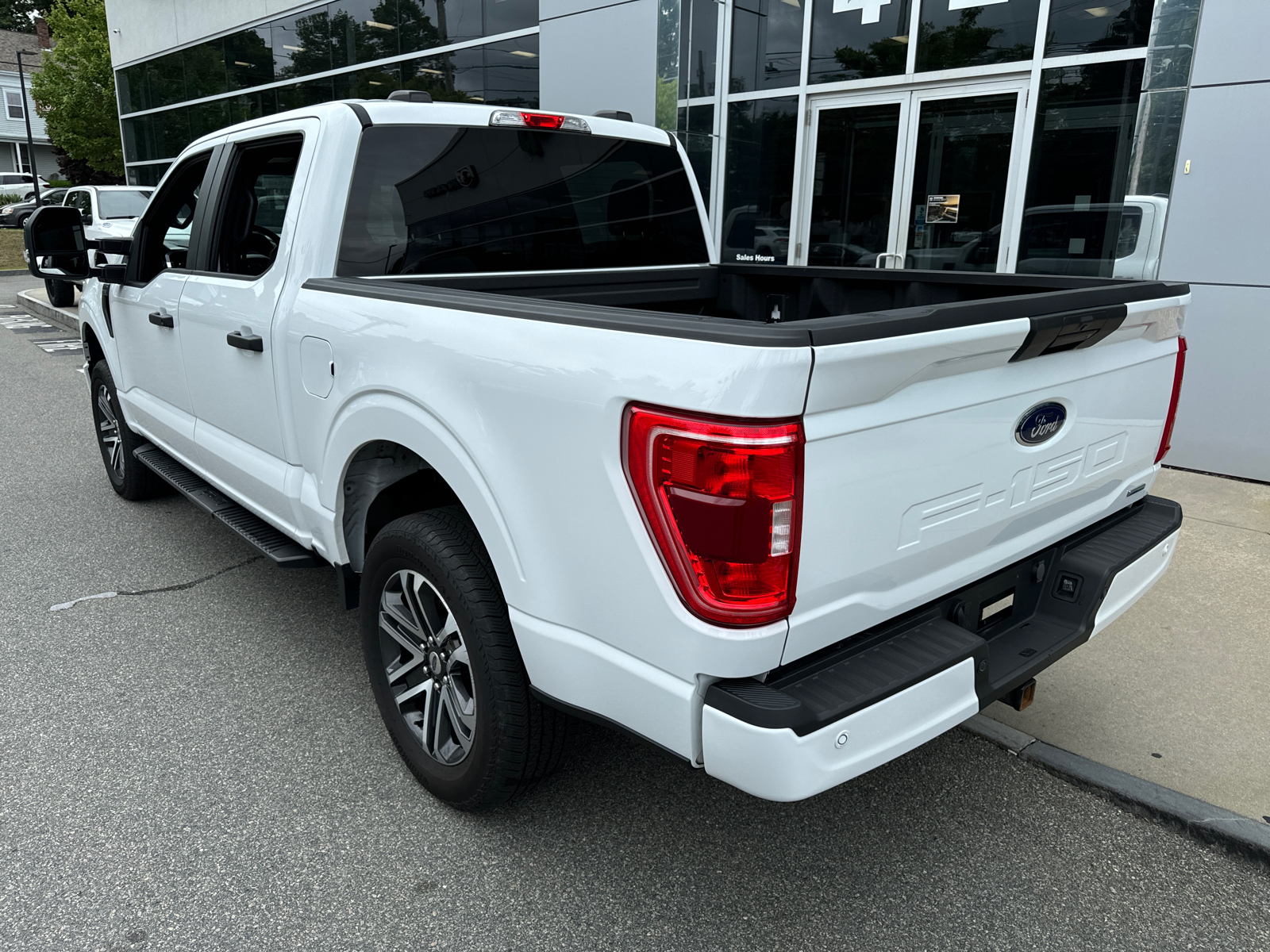 2023 Ford F-150 XL 4WD SuperCrew 5.5 Box 4