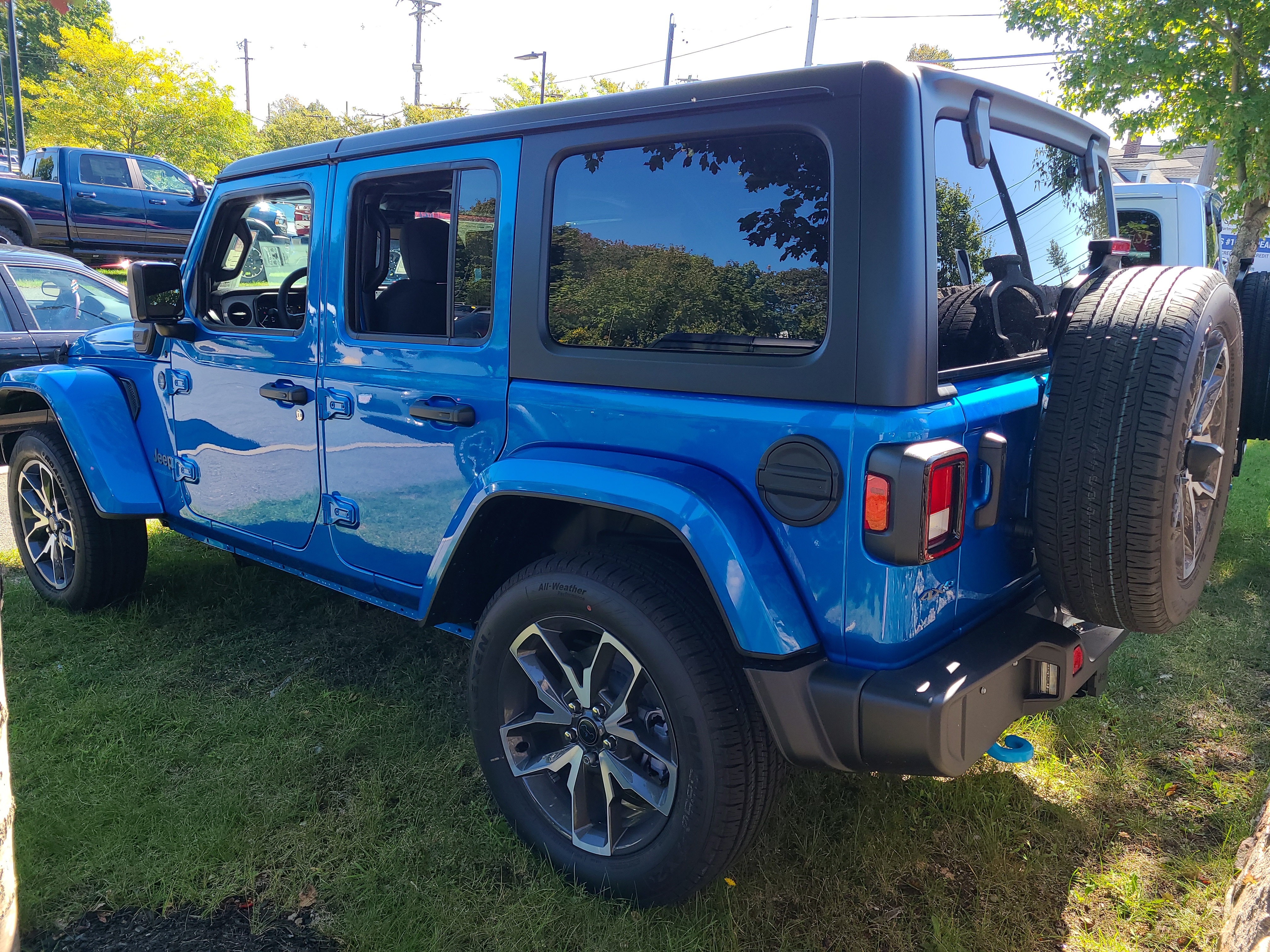 2024 Jeep Wrangler 4xe Sport S 3