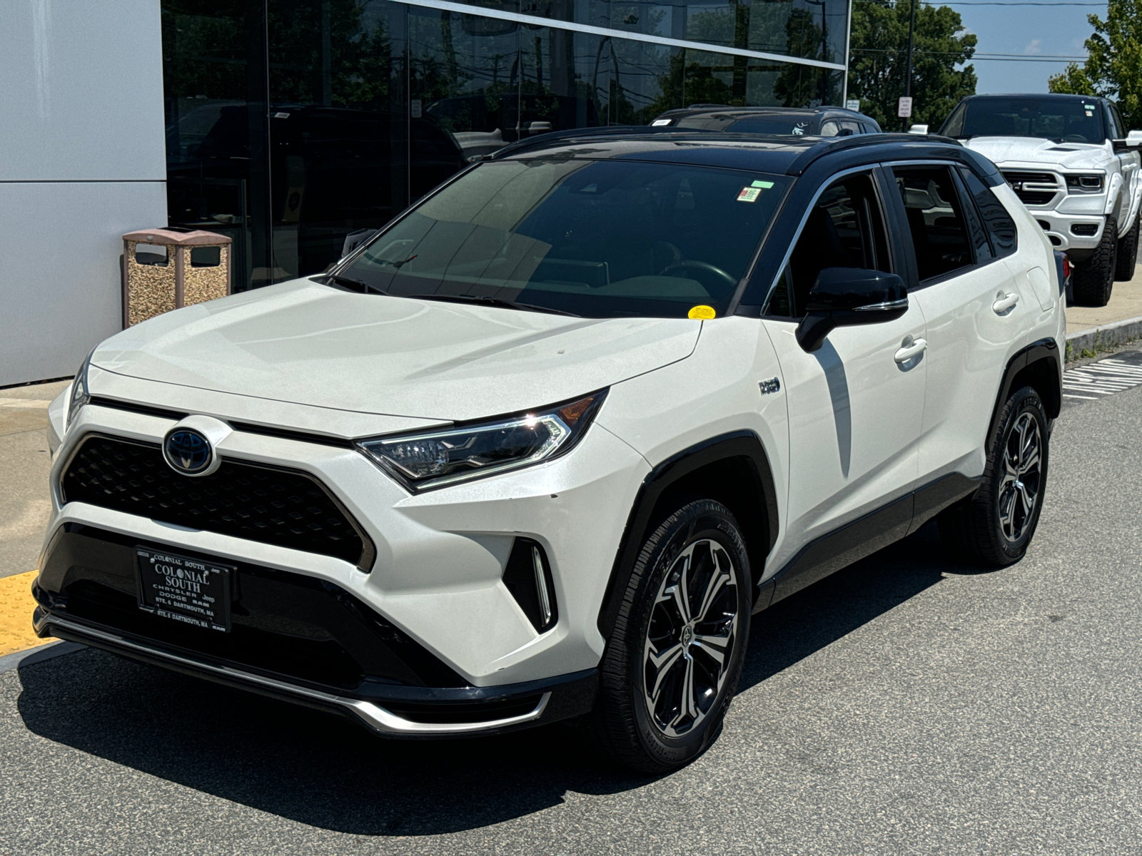 2021 Toyota RAV4 Prime XSE 1