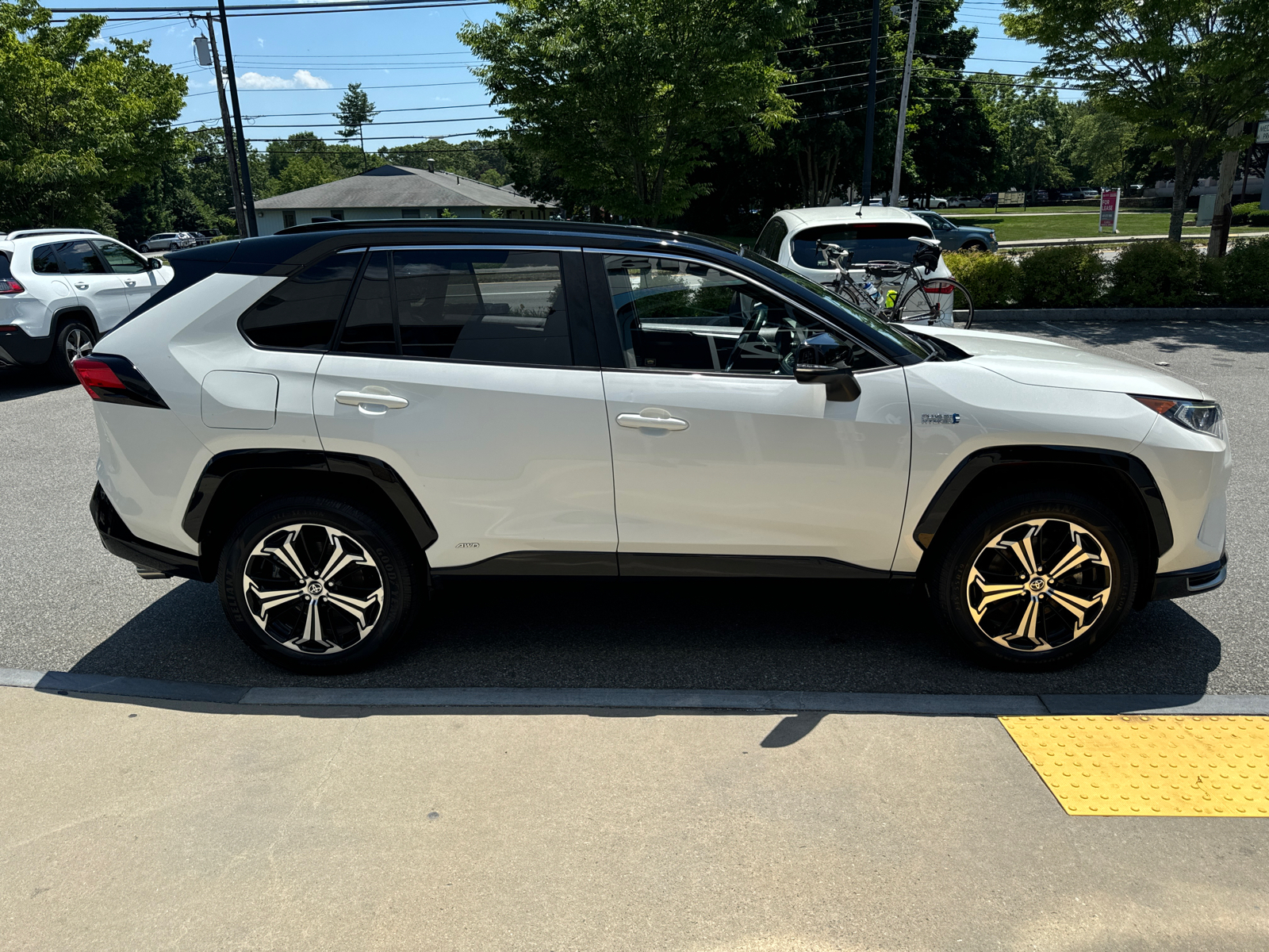 2021 Toyota RAV4 Prime XSE 7