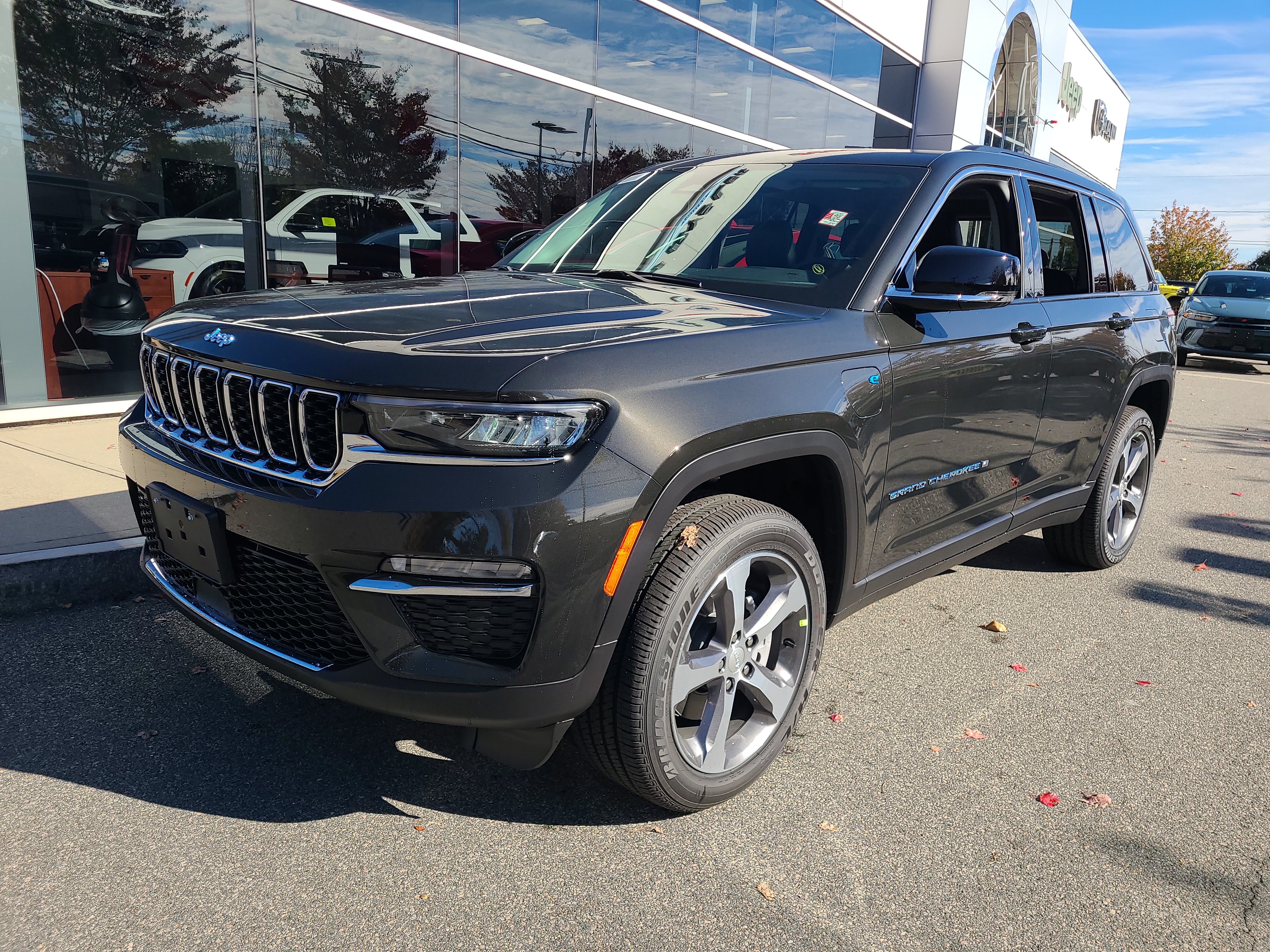 2024 Jeep Grand Cherokee 4xe  1