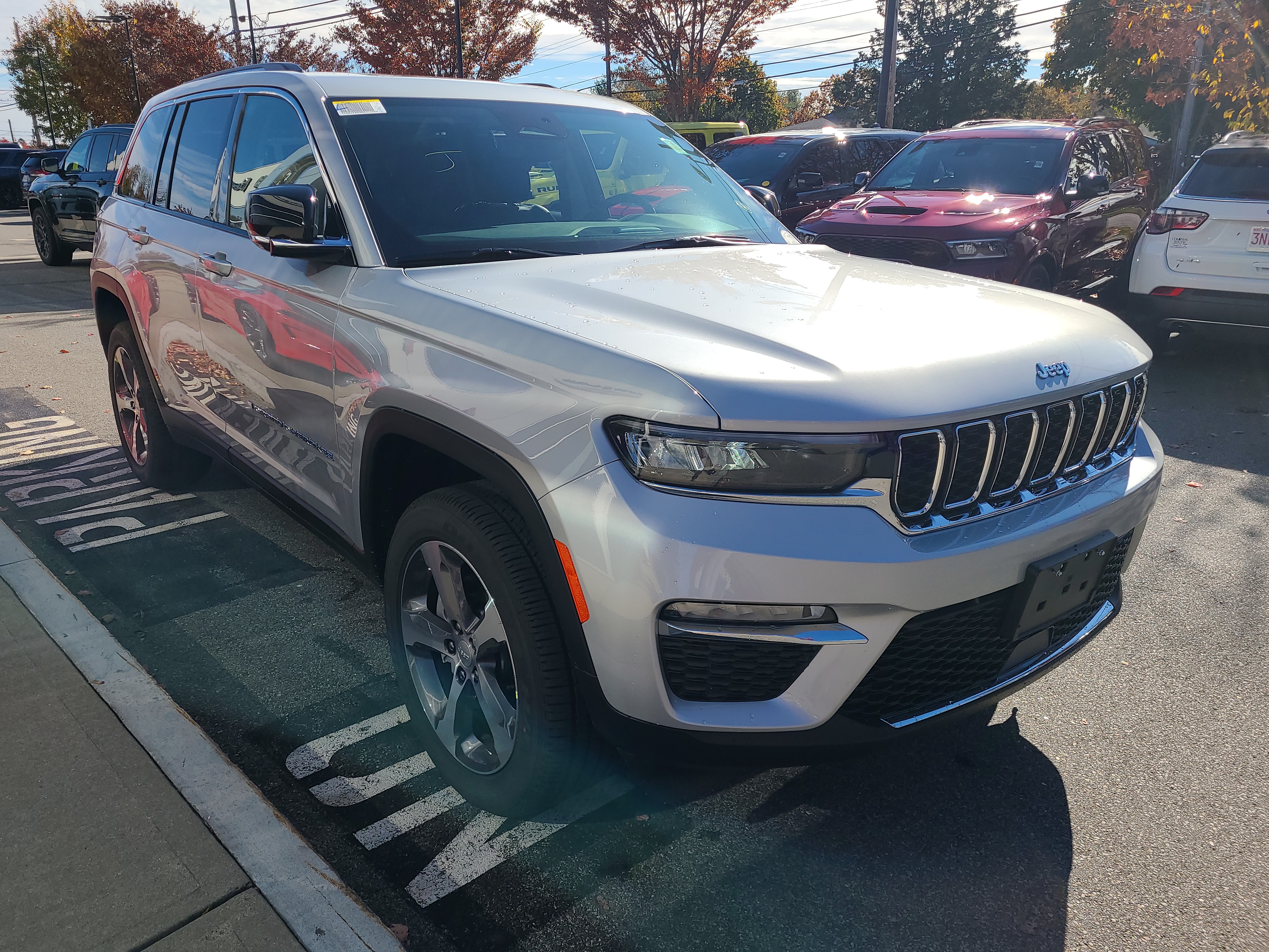 2024 Jeep Grand Cherokee 4xe  6