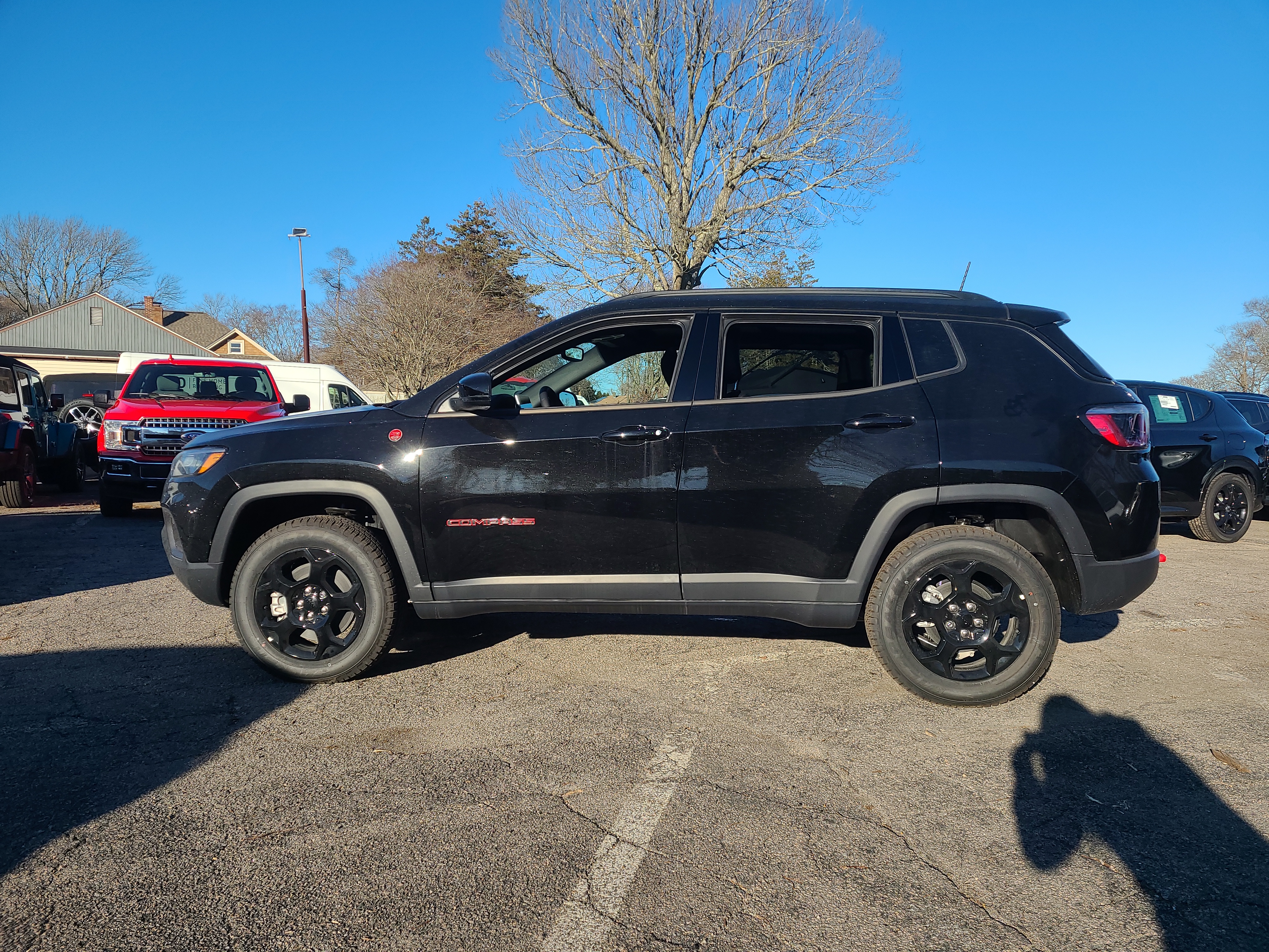 2024 Jeep Compass Trailhawk 2