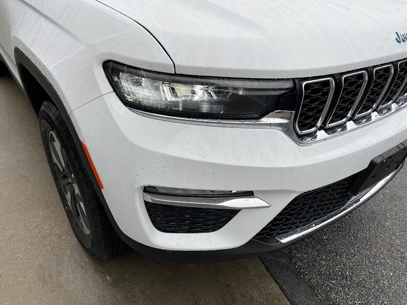 2024 Jeep Grand Cherokee 4xe  7