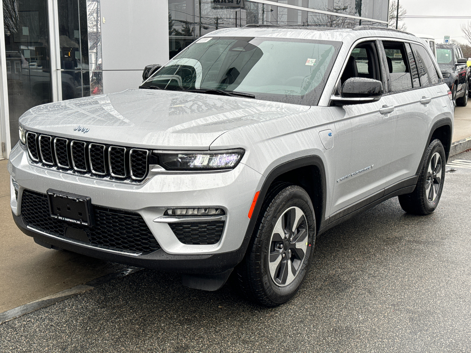 2024 Jeep Grand Cherokee 4xe  1