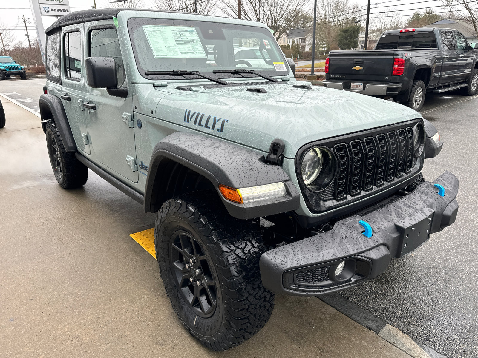 2024 Jeep Wrangler 4xe Willys 8