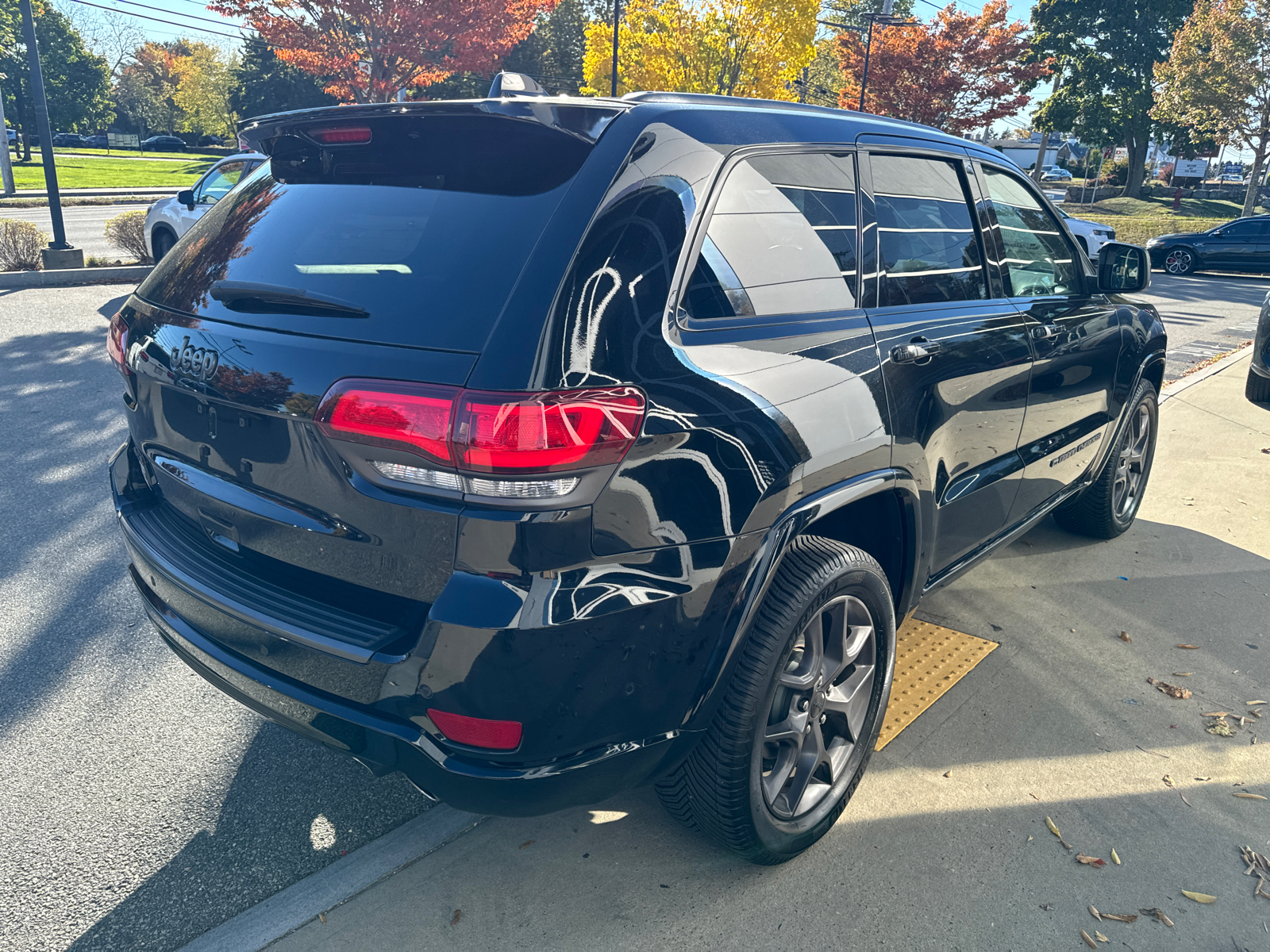 2021 Jeep Grand Cherokee 80th Anniversary 6