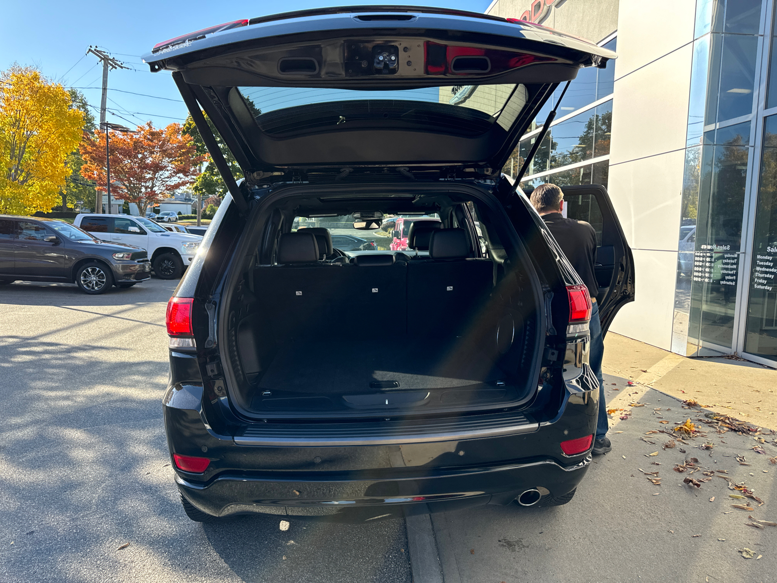 2021 Jeep Grand Cherokee 80th Anniversary 38