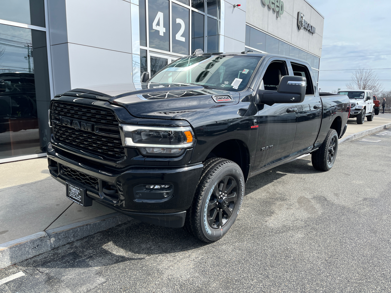 2024 Ram 2500 Big Horn 4x4 Crew Cab 64 Box 1